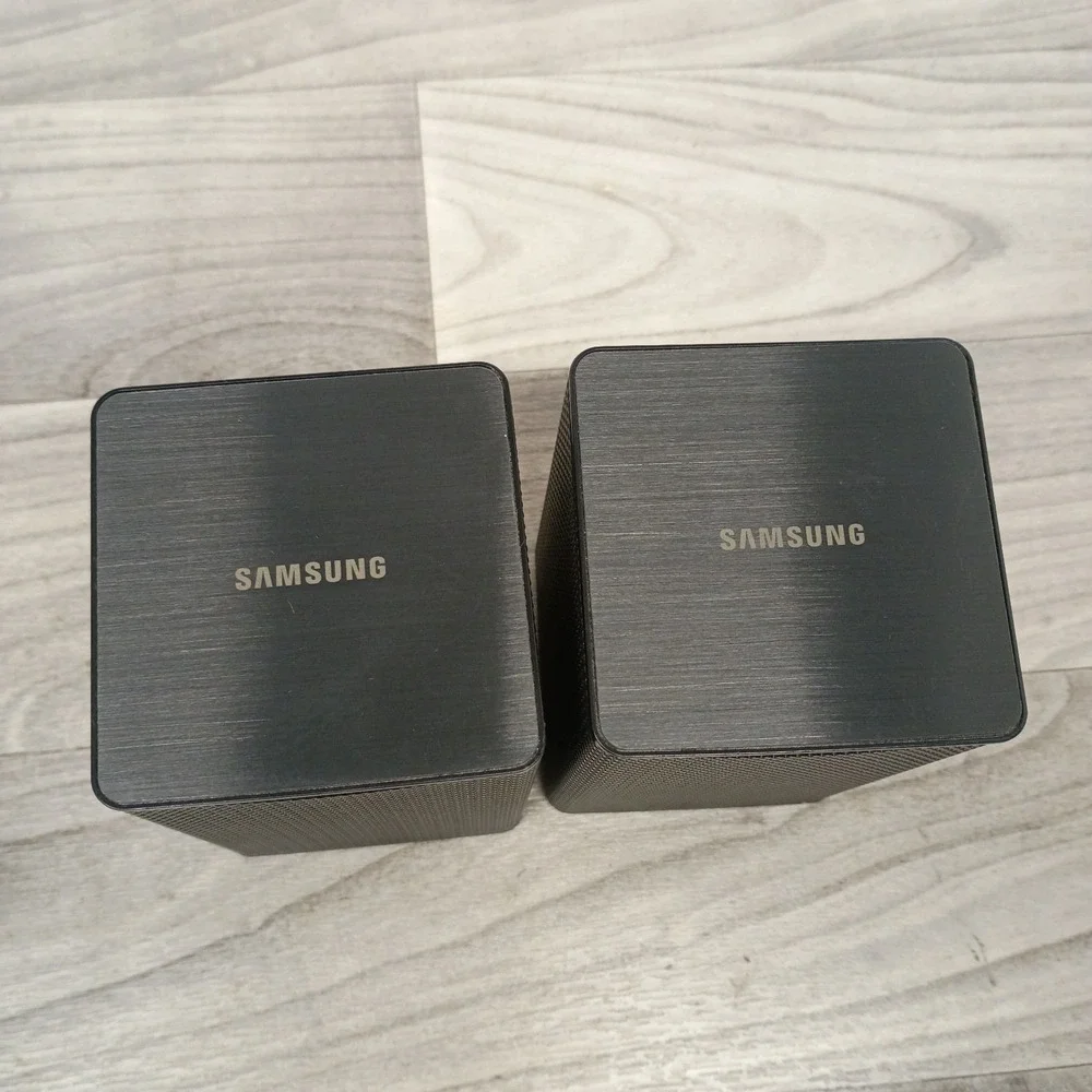Samsung Surround Satellite Speakers PS-KS1-1  Left and Right